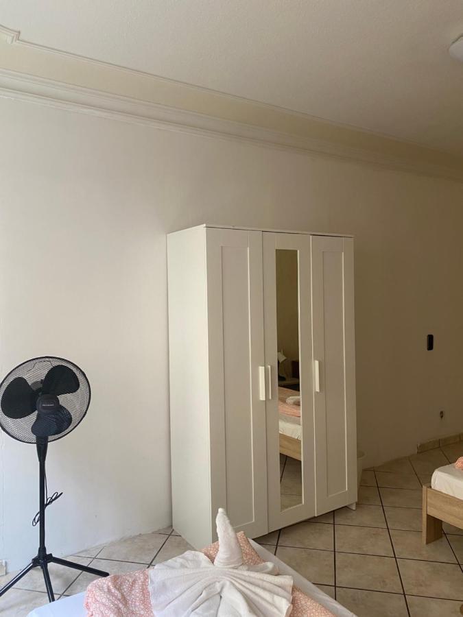 Central Shared Apartment, Friesenplatz Colónia Exterior foto